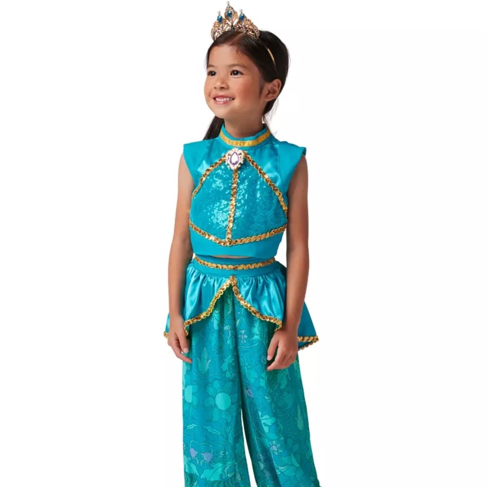 NWT Disney Jazmin princess costume for kids
